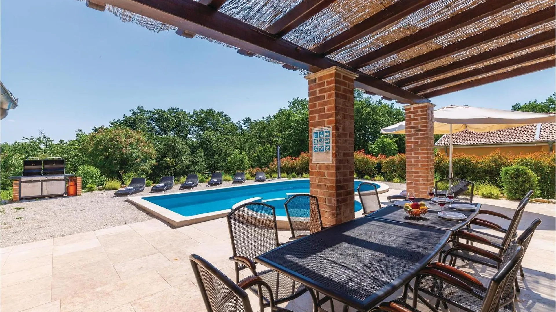 Gorgeous Home In Rezanci With Jacuzzi 0*,  Croatia
